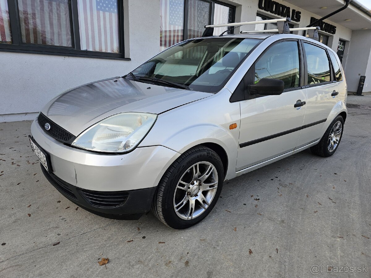 ford fiesta 1.3i 135 000 km