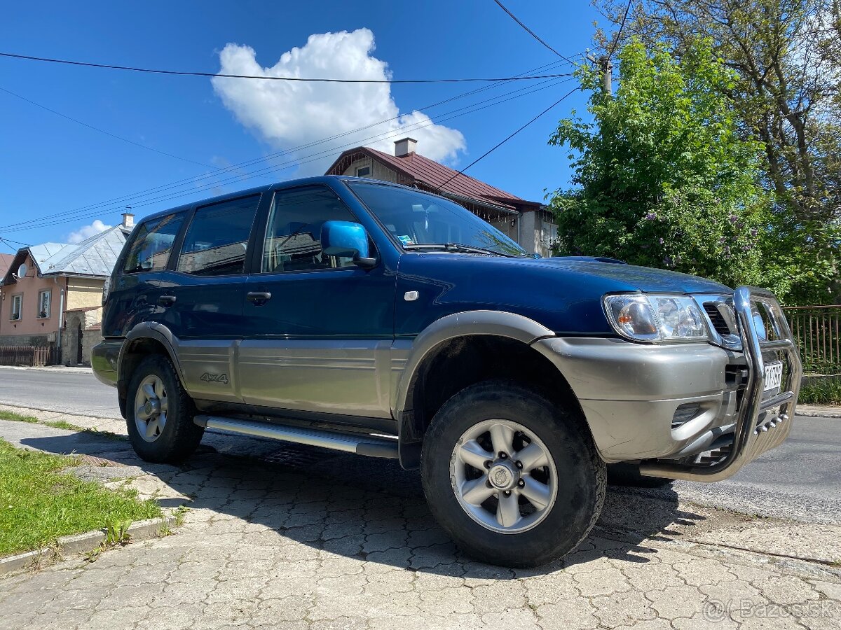 Nissan terrano 2.7