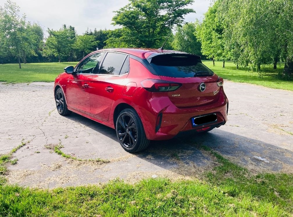 Corsa 1.2 100k Benzín SS