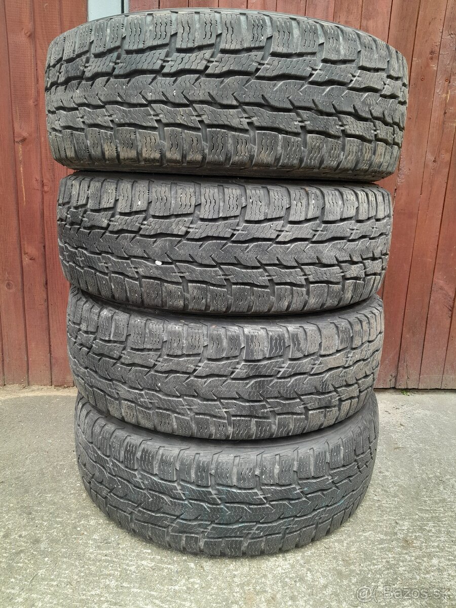 Nokian WRC3 215/60 R17 C