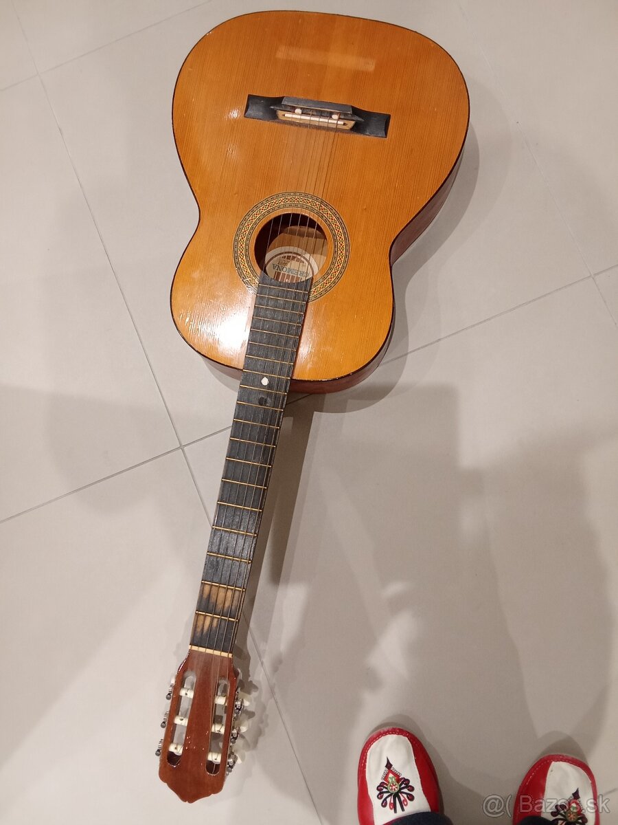 Gitara , Cremona Luby, typ 0413