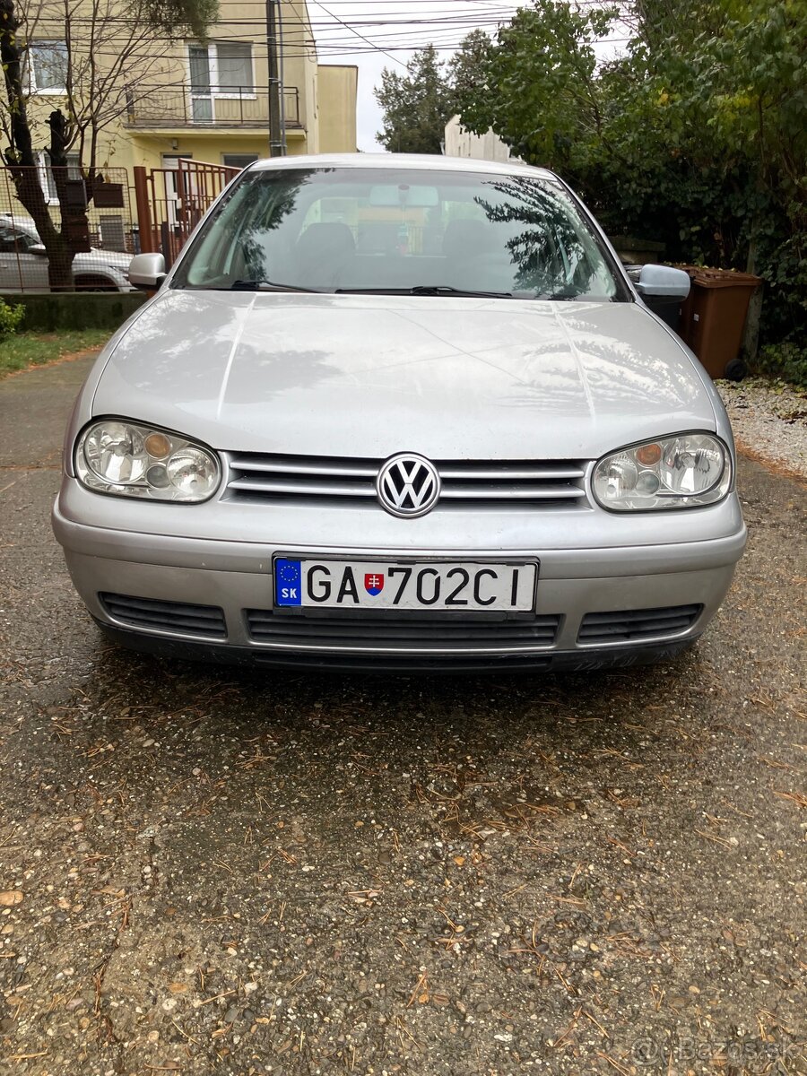 Predám V golf 1.6 16 v