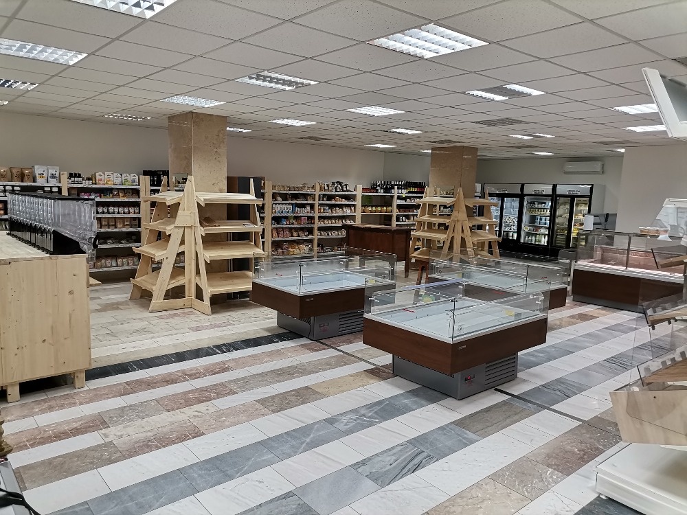 PRENÁJOM OBCHODNÉHO PRIESTORU V CENTRE PEZINKA - 200 m2