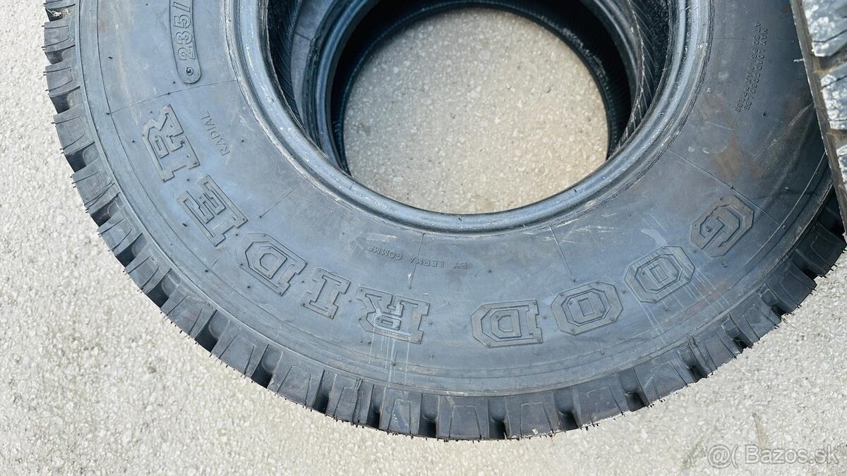 Off road pneumatiky 235/85r16