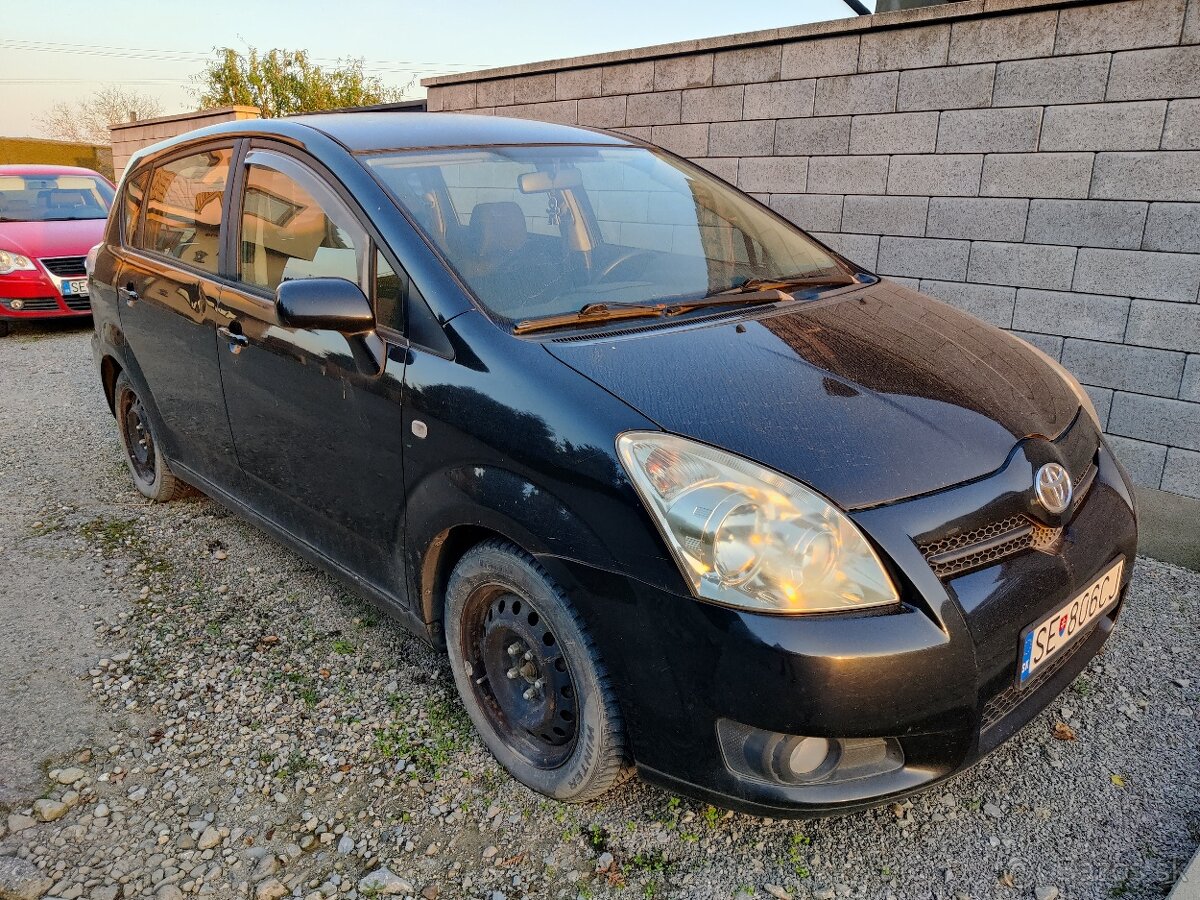 Predám Toyotu Corolla verso