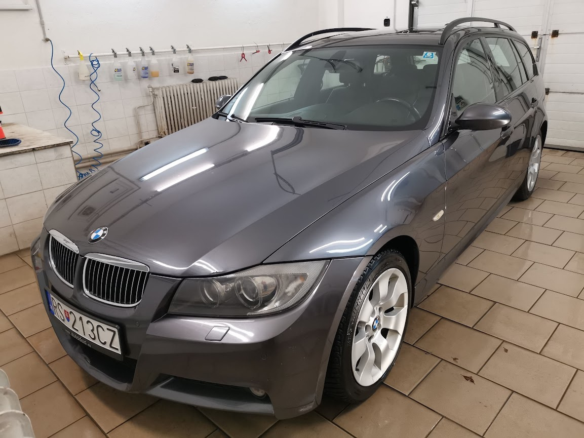 BMW 330xi TOURING (combi)