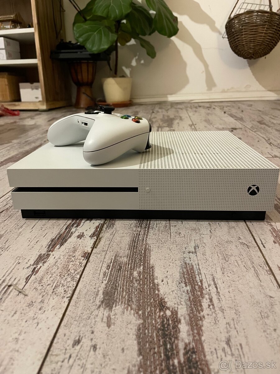 Predám XBOX ONE S