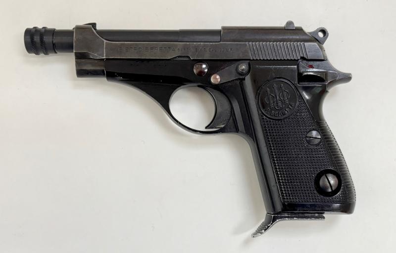  KÚPIM     Beretta M71 .22LR