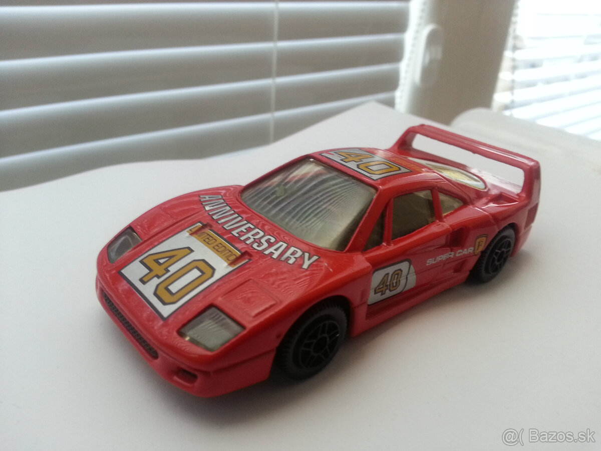 Model 1/43 Ferrari F 40