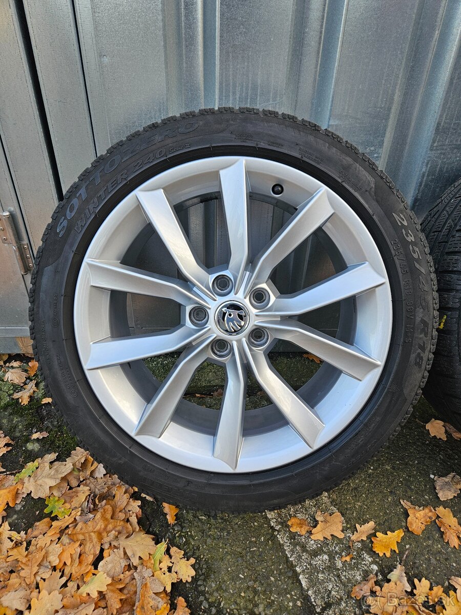 Zimní alu kola Modus 18" Škoda Superb 235/45 R18