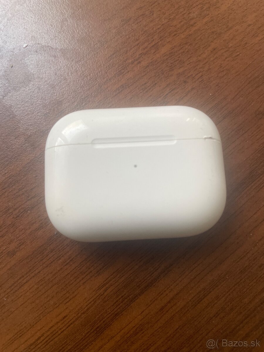 Nabíjacie púzdro AirPods