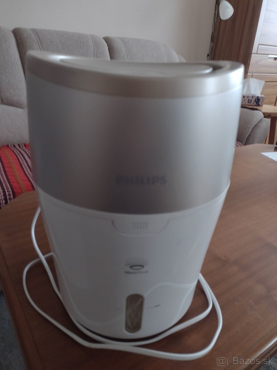 Predám zvlhčovač vzduchu Philips