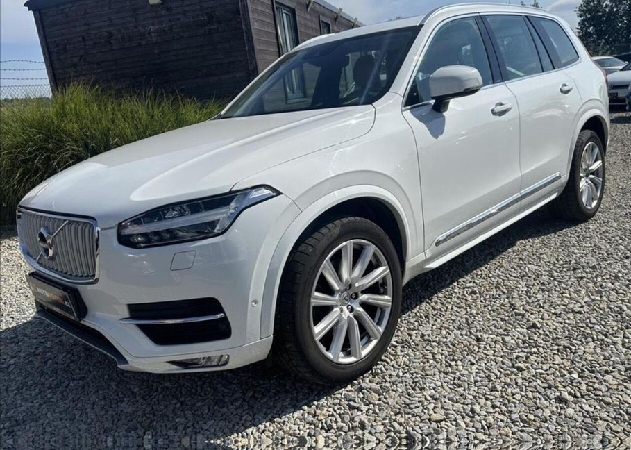 Volvo XC90 2,0 T6 AWD INSCRIPTION ČR benzín 235 kw