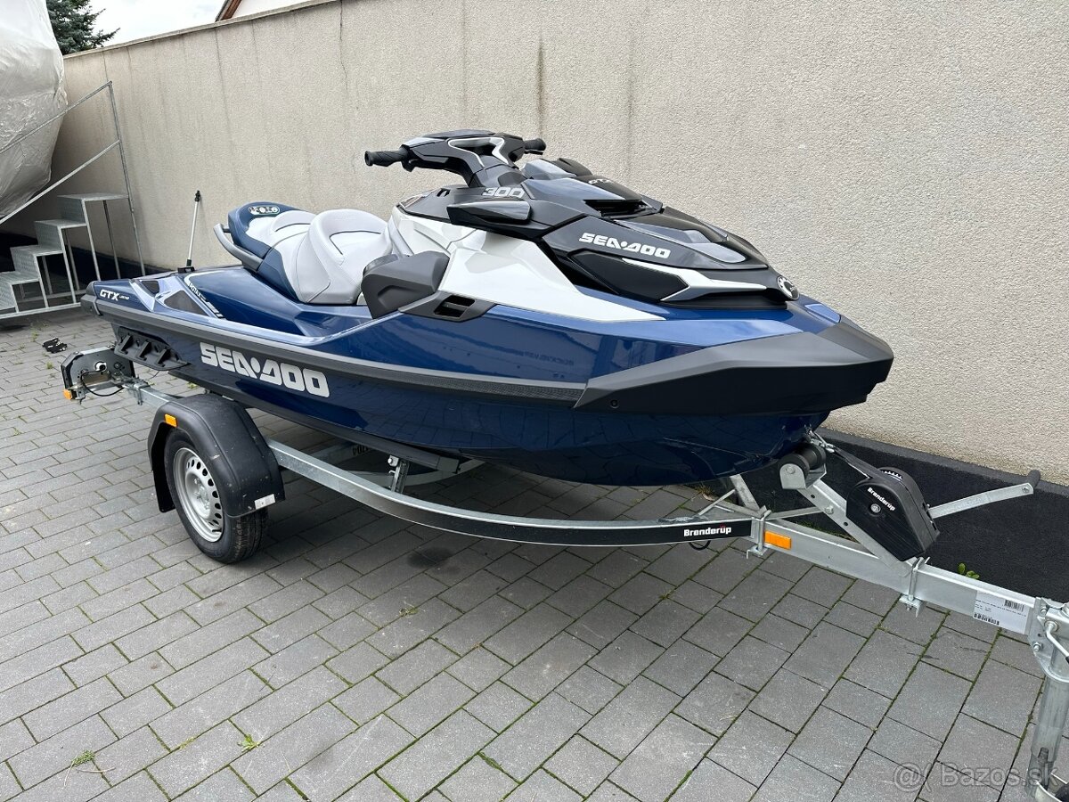 Sea-Doo GTX LTD 3-up 300hp iDF Audio + VLEK 750