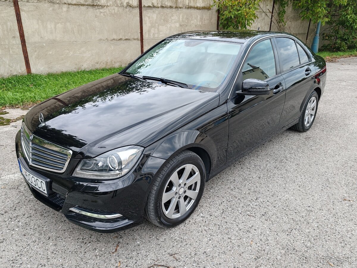 MERCEDES-BENZ C 220 CDI 4MATIC sedan