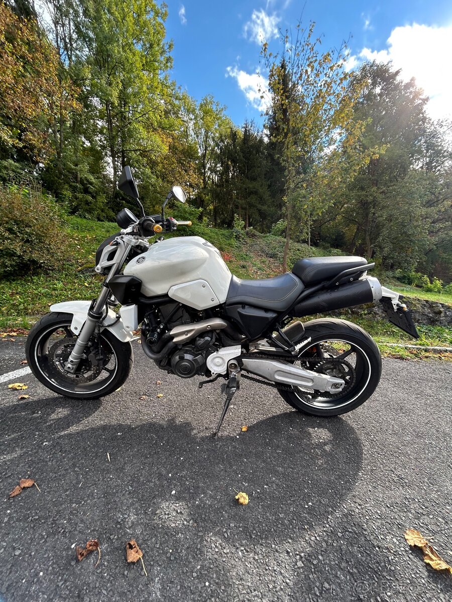 Yamaha mt03