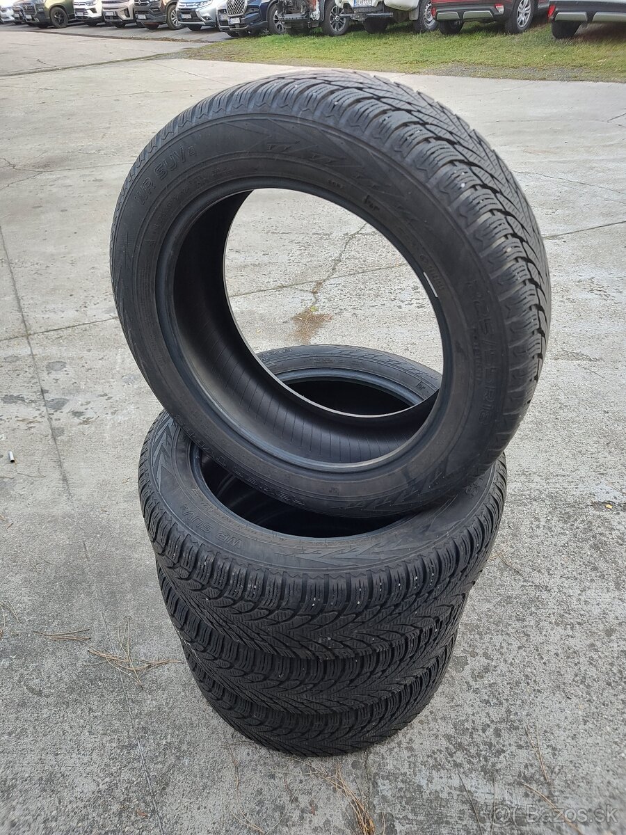 Zimne pneu Nokian 225/55 r18