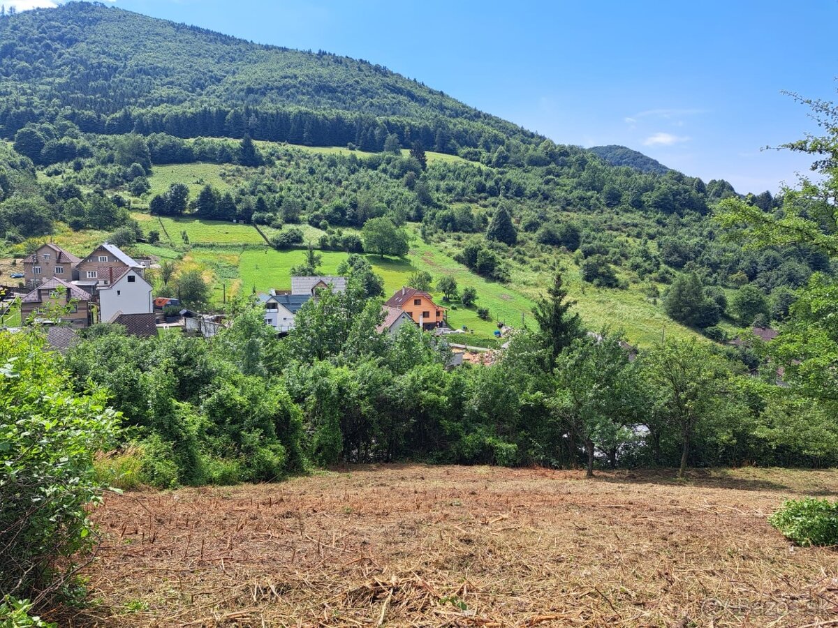 Ponúkame na predaj slnečný pozemok okres Prievidza