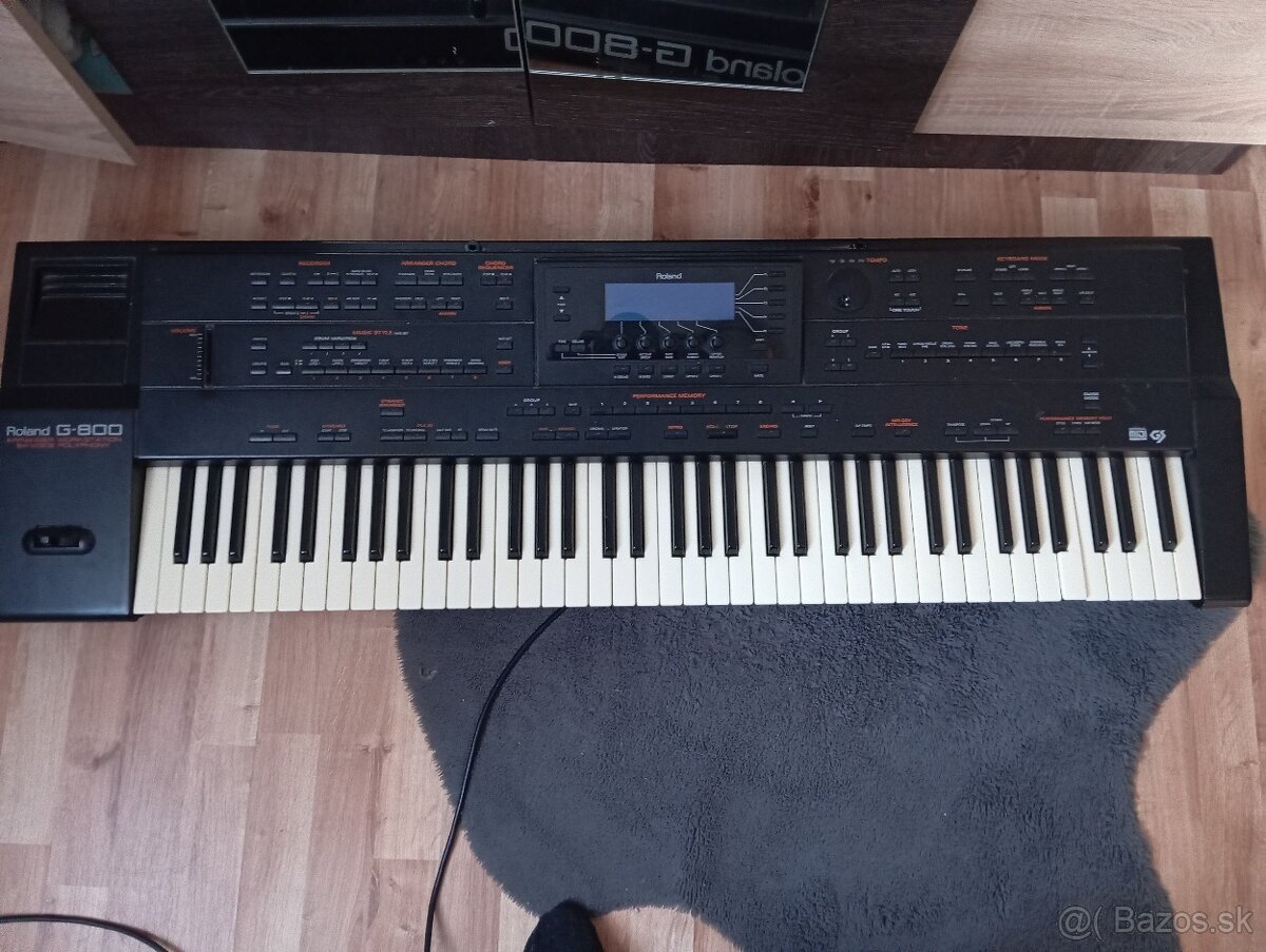 Predám varhany Roland G800