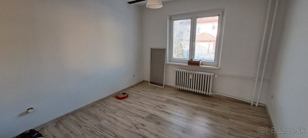 2,5 izbový byt s balkónom