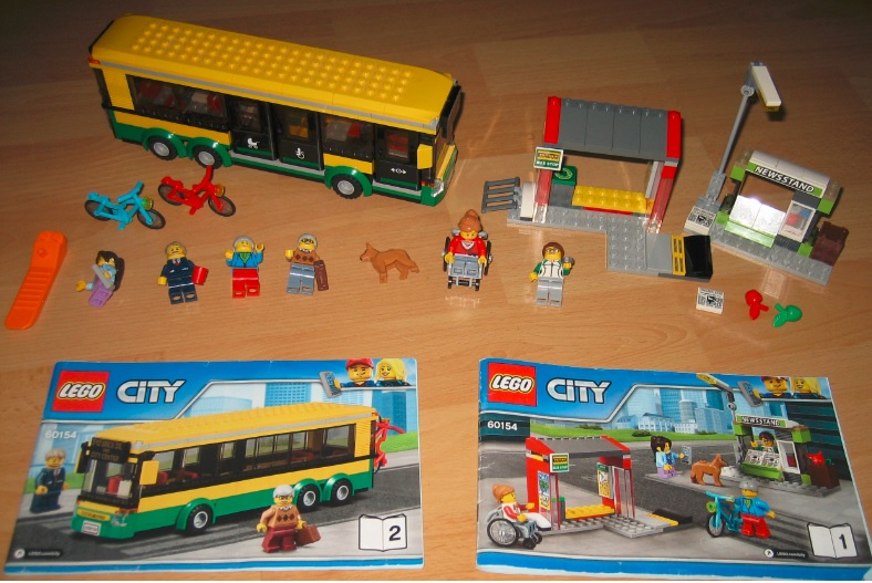 LEGO® CITY 60154 autobusova zastavka