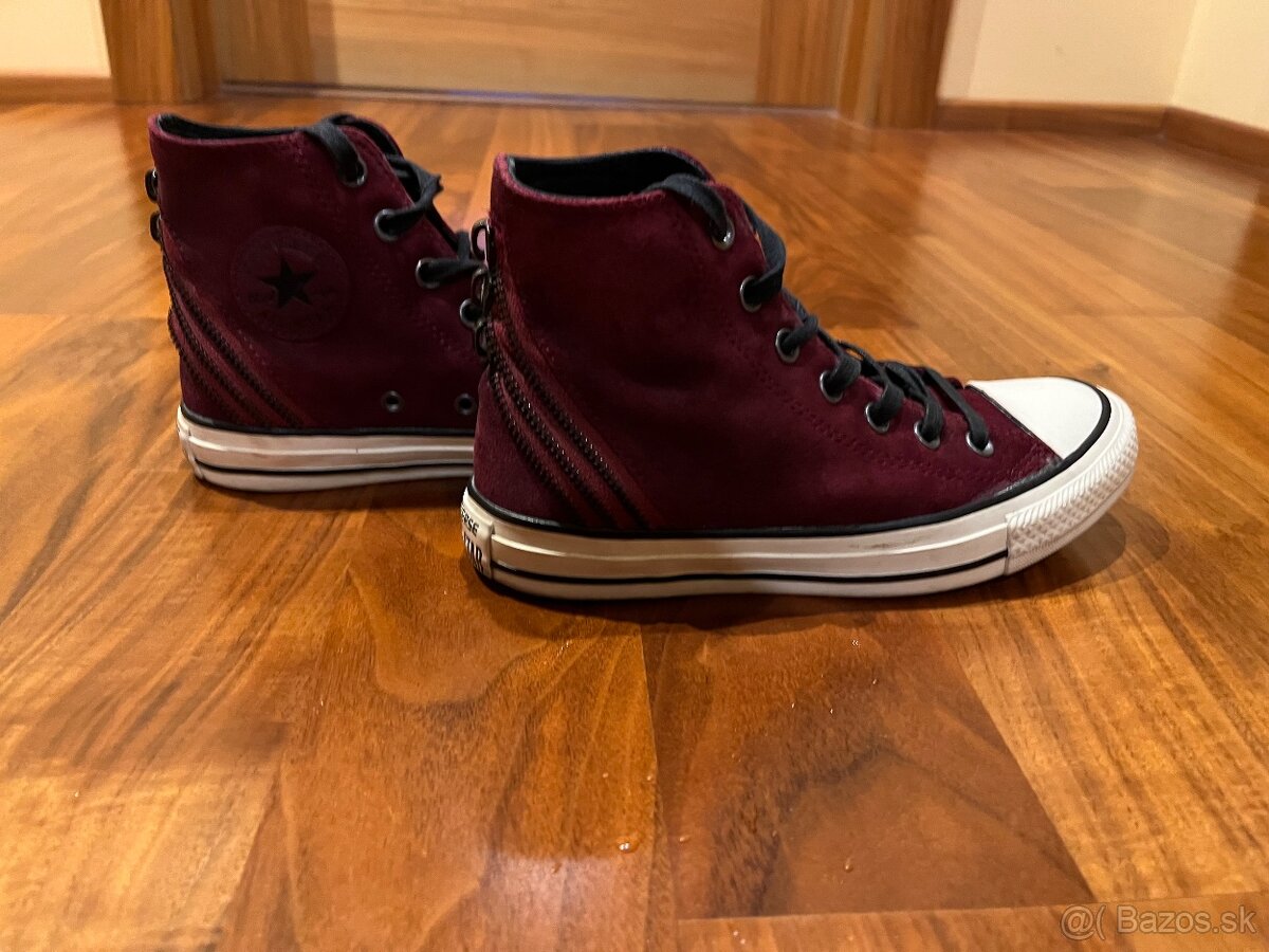 Kozene Converse