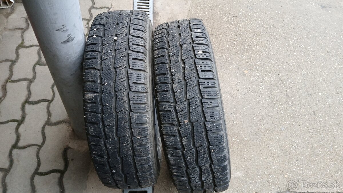 215/70 r15 C Michelin Agilis Alpin