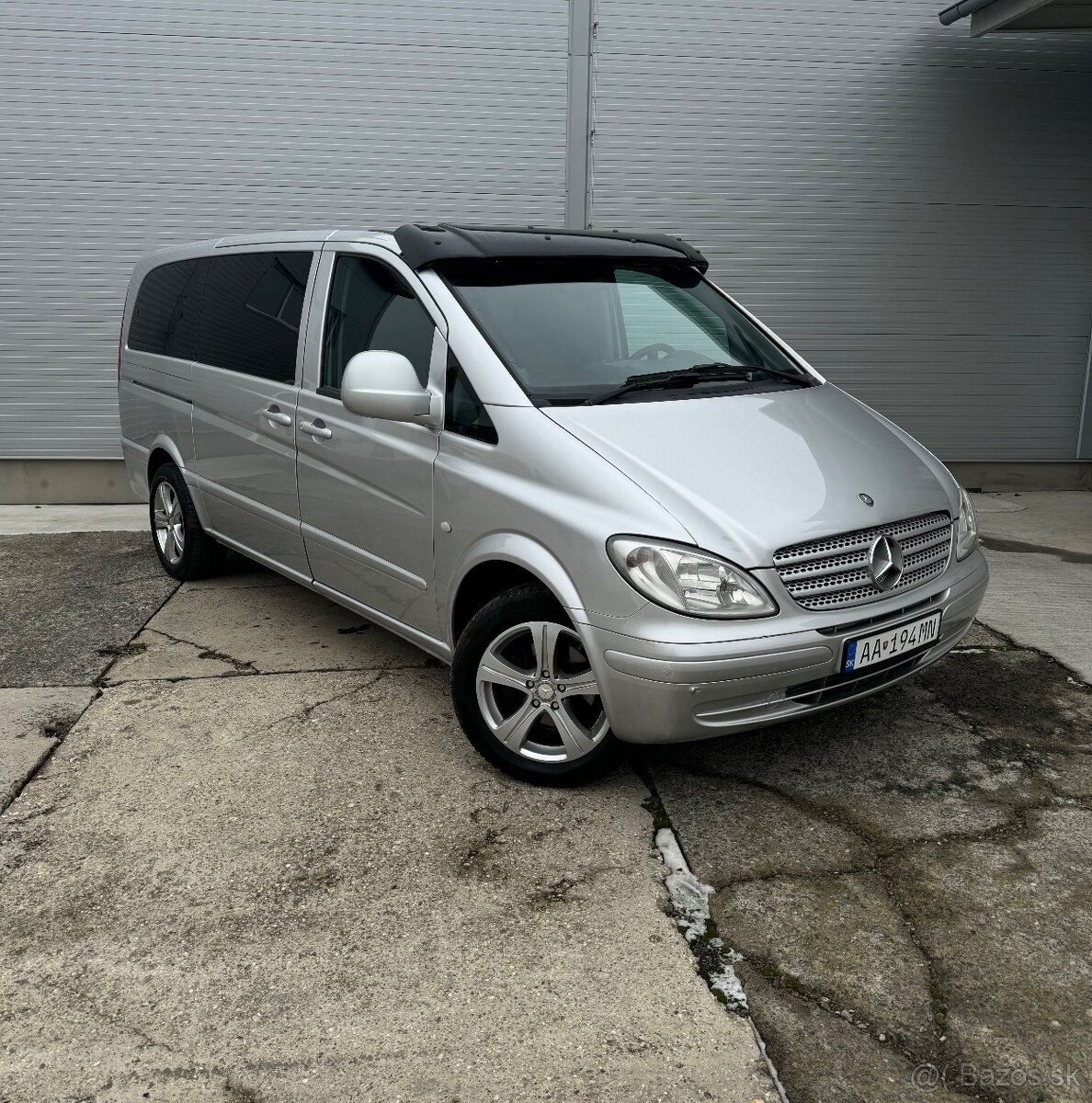 Mercedes Benz Vito 111 2.2 CDi - Long - 9-miest - M6