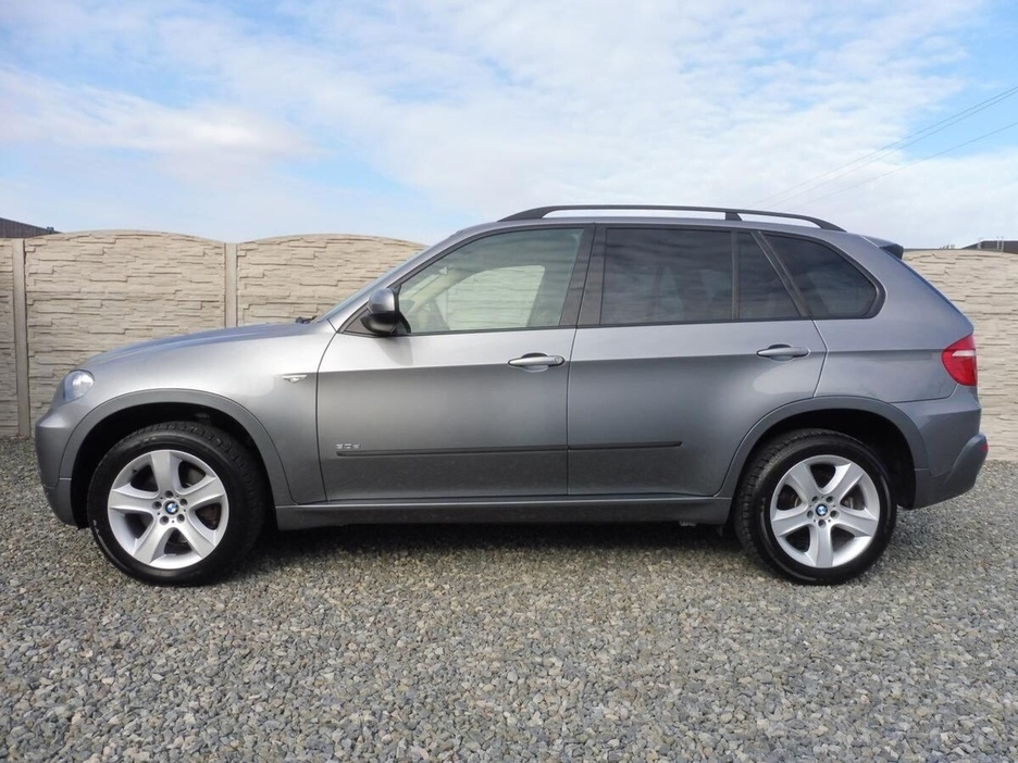 BMW X5 3.0D 4x4 XENONY 7MÍST EXTRA