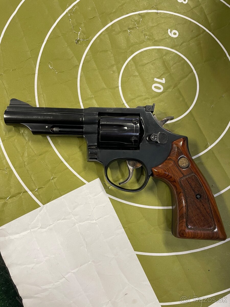 Revolver Taurus