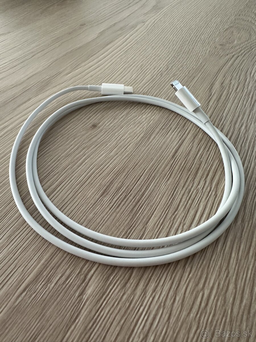 Apple USB-C to Lightning Cable (1 m)