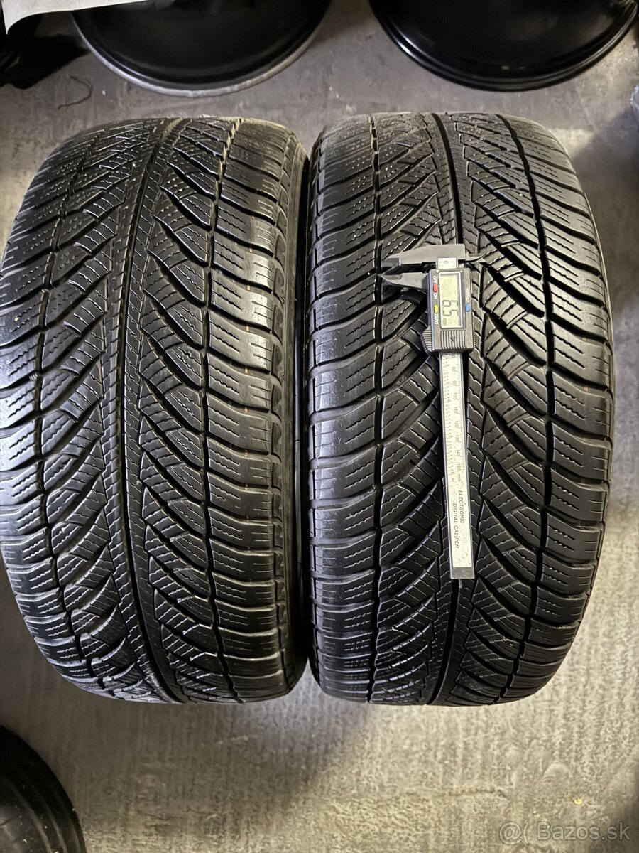 2ks Good Year  245/45 R18