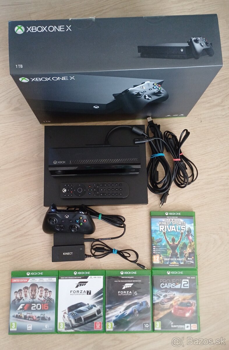 XBOX ONE X 1TB + Hry + Kinect