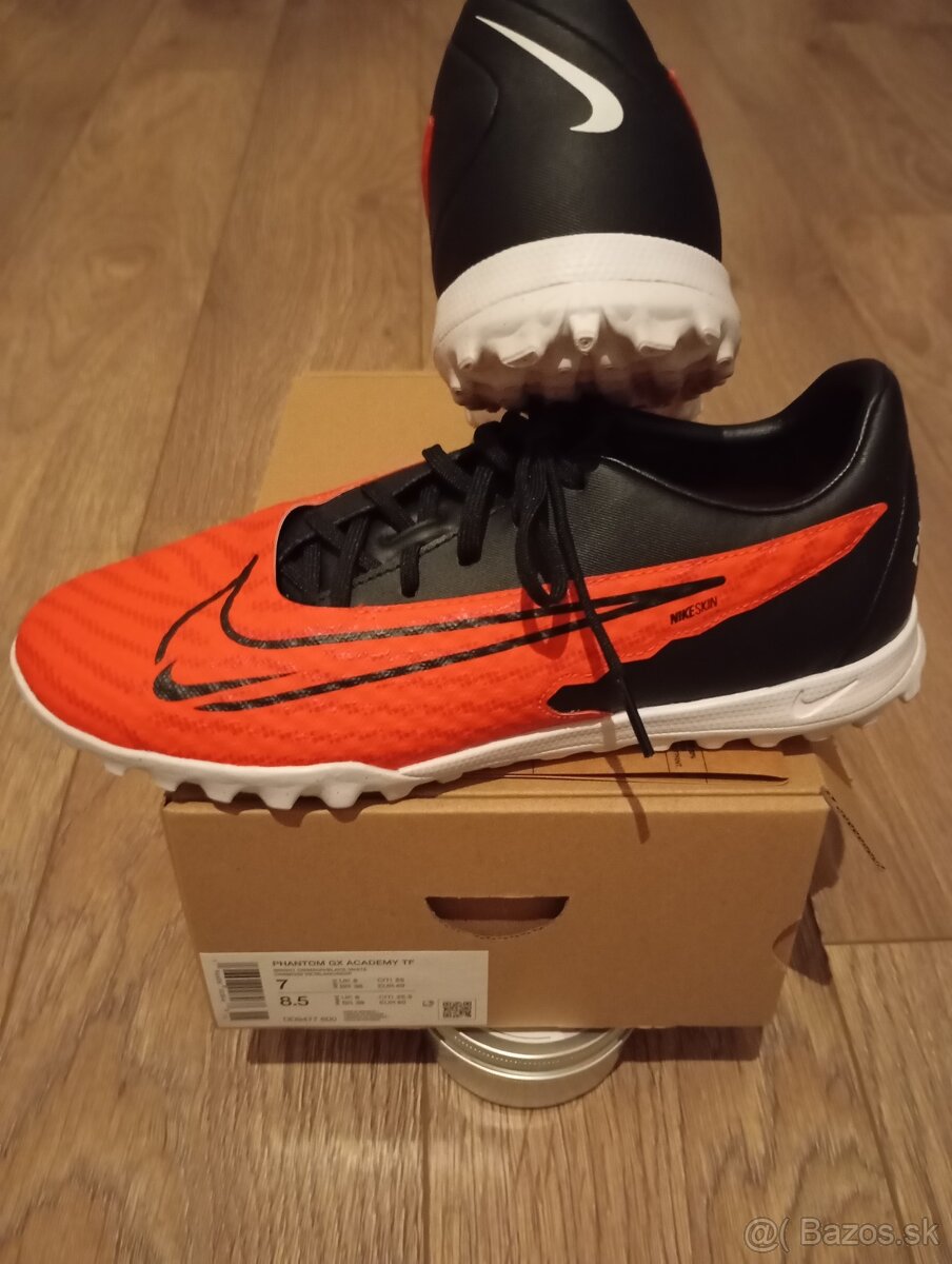 Predám detské Nike Phantom GX veľkosť 40 30€