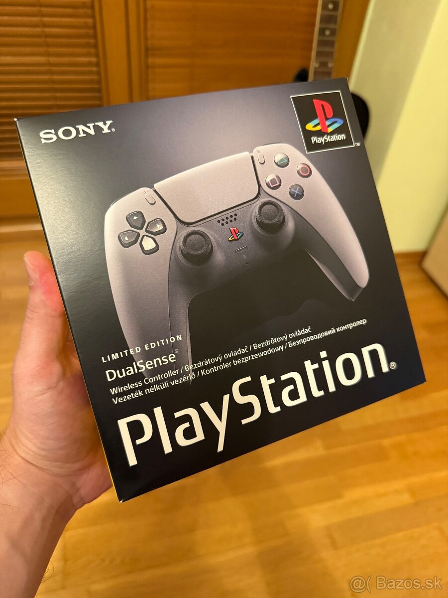 PlayStation 5 DualSense Controller - 30th Anniversary Limite