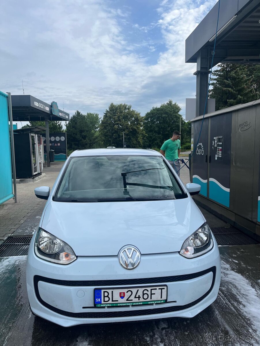 Volkswagen up