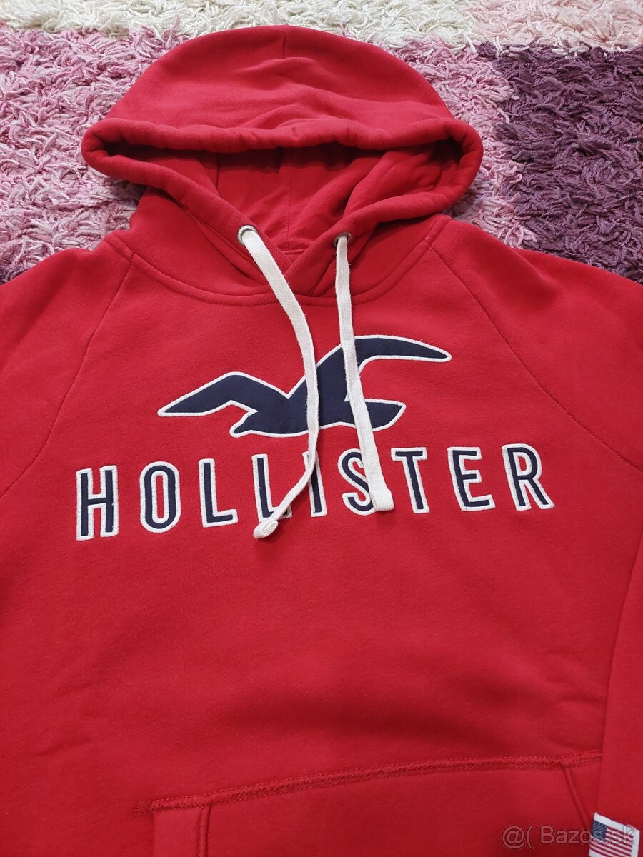 Holiister