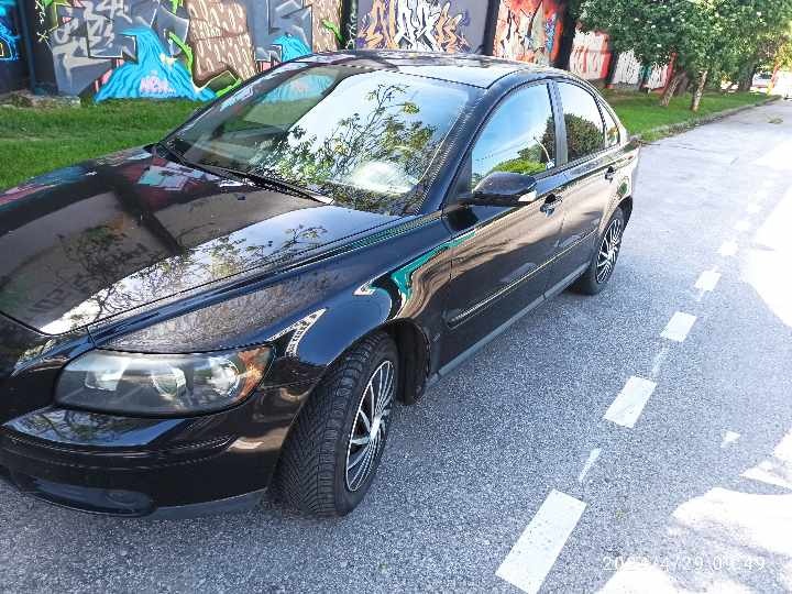 Volvo S40