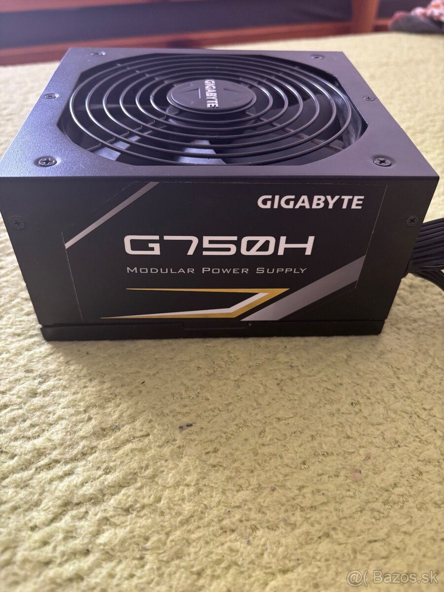 Gigabyte G750H