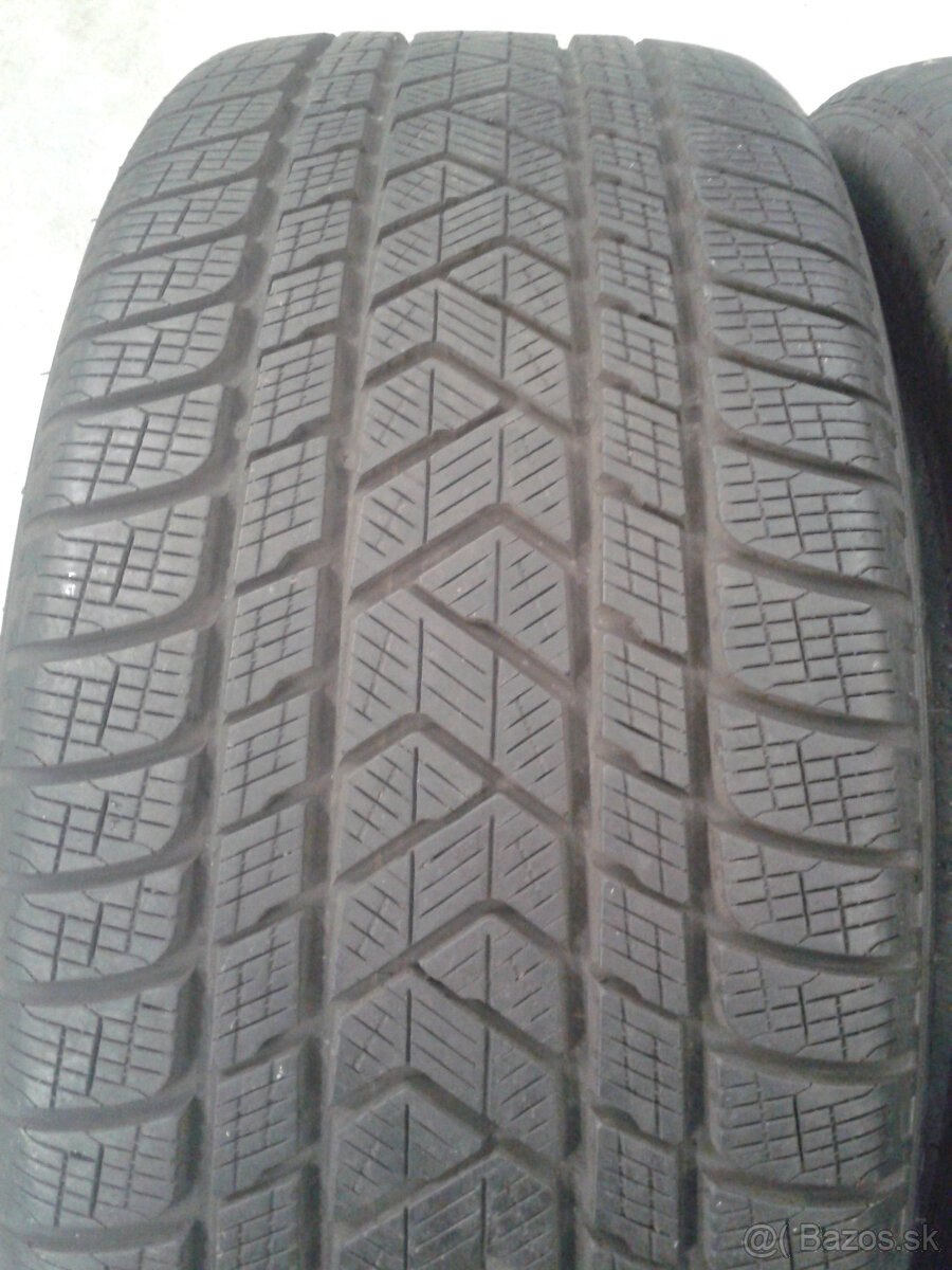 4ks zimne 275/45 R21 110V PIRELLI SCORPION WINTER TM