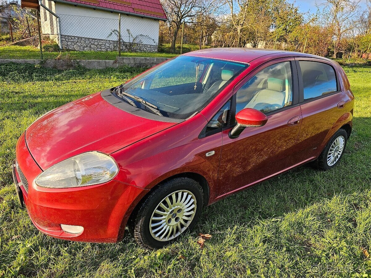 Predám šikovné autíčko Fiat Punto Grande 1,3JTD