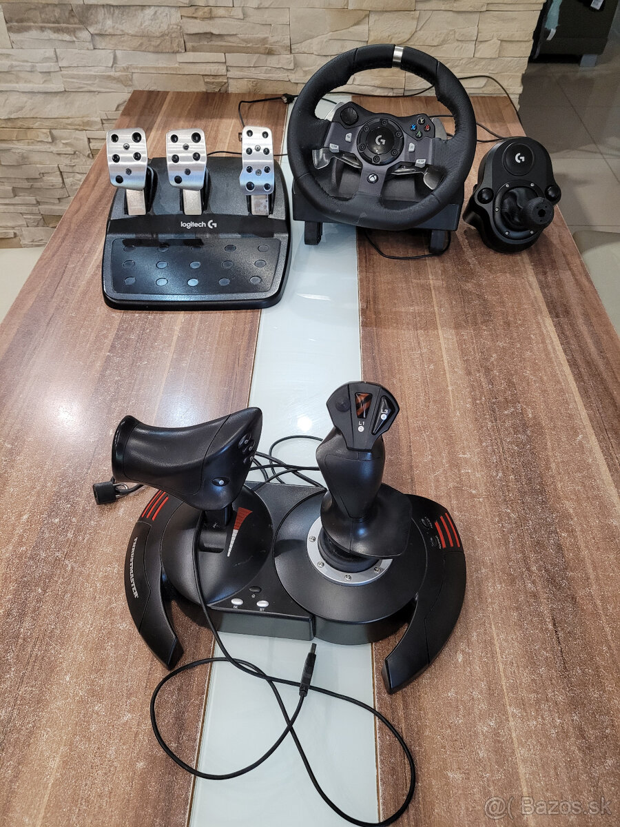 logitech G920 driving force, thrustmaster t-flight