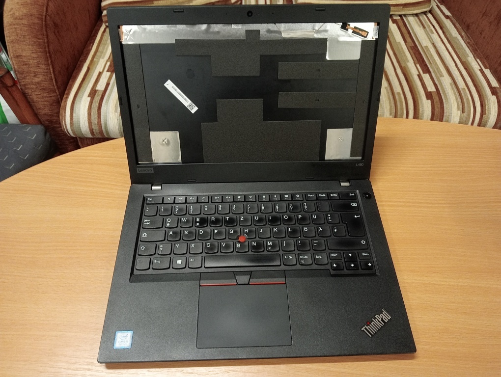 predám nefunkčný notebook Lenovo Thinkpad L480