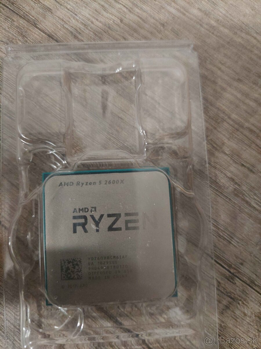 AMD Ryzen 5 2600X + chladič