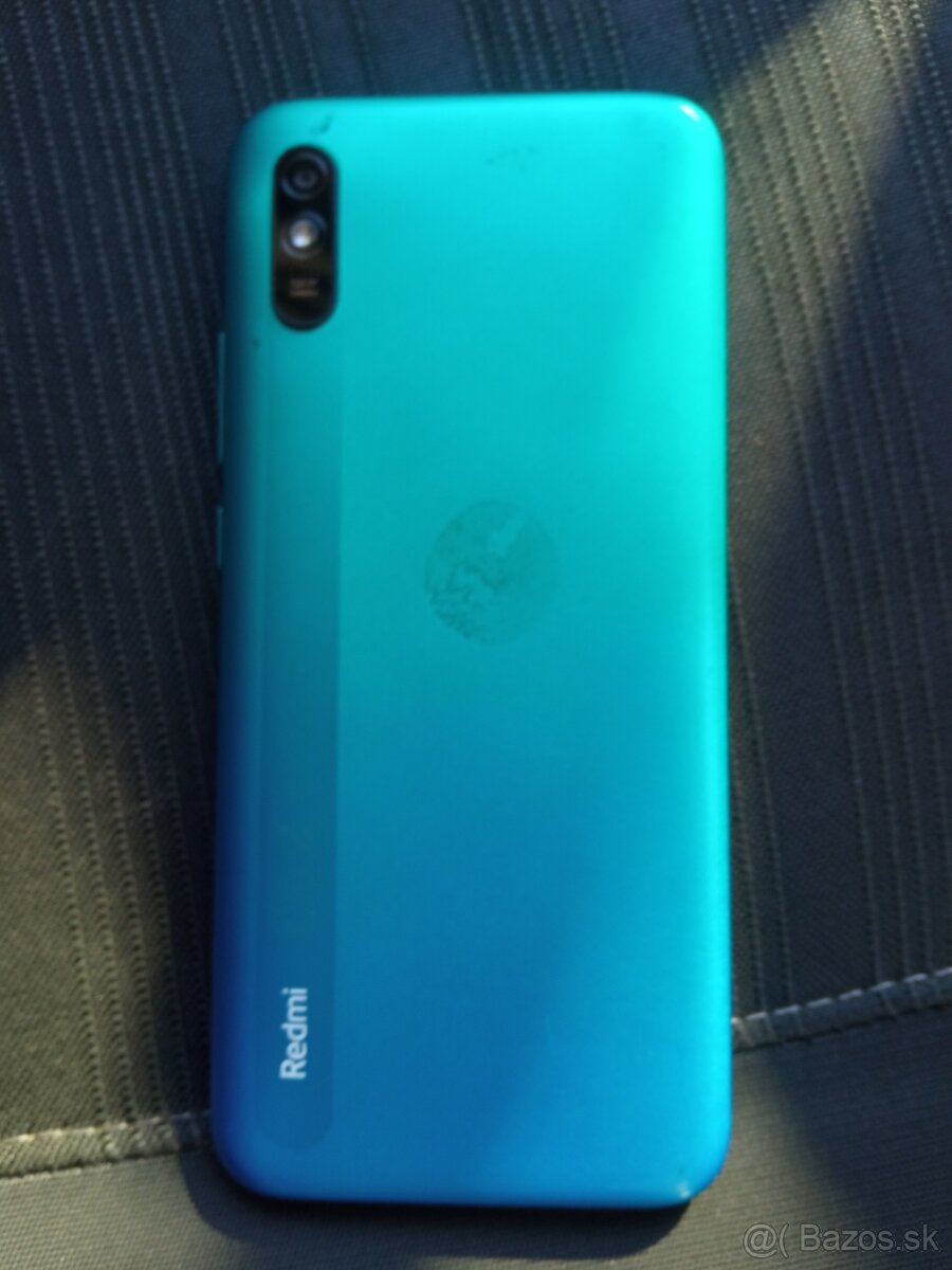 Predam xiaomi 9a 3giga ram 32 giga pamet