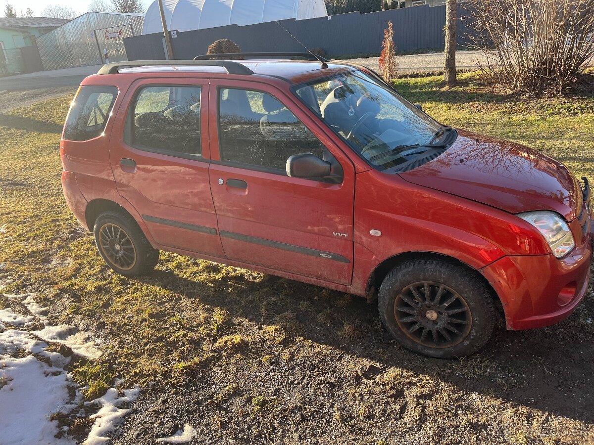 Predám Suzuky Ignis Havarovaný  volať toto číslo 0915301383