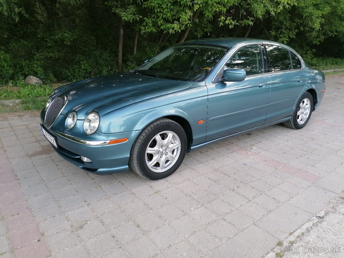 Jaguar type s