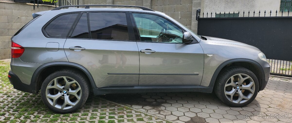 BMW X5 4.8i