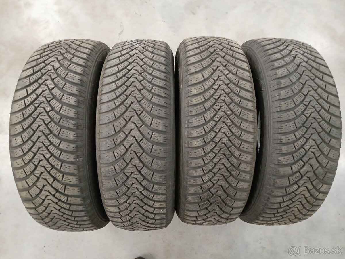 4ks zimne 215/65 R16 98H FALKEN EUROWINTER HS01 SUV