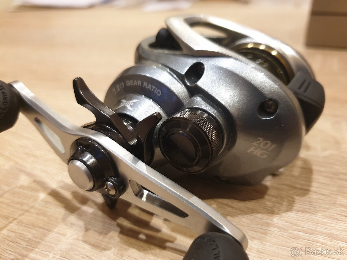 Predám navijak baitcast shimano curado